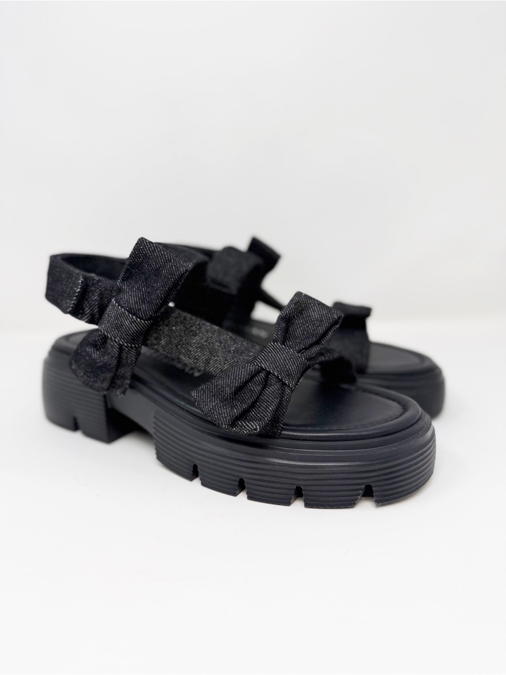 New Stuart Weitzman Sofia Nolita Lug Sole Sandal Sz 8 - Picture 4 of 13